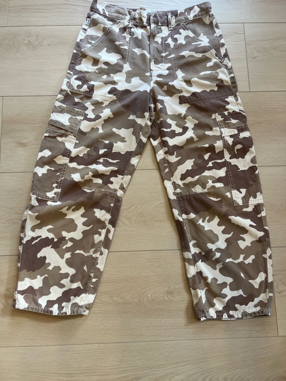 Citizens Of Humanity Marcelle Cargo Tan & Brown Camo Pants - Picture 2 of 5